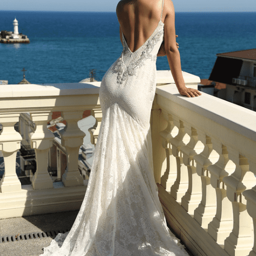 Sexy wedding gown